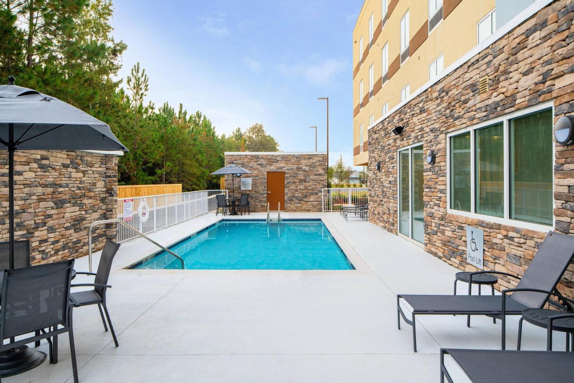 Fairfield By Marriott Inn & Suites Pensacola Pine Forest Extérieur photo